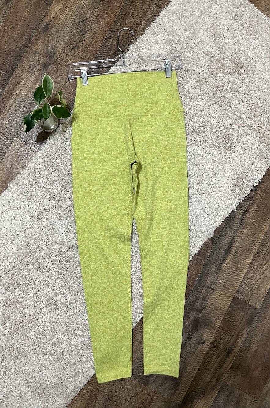 Offline by Aerie Medium Batalia Green Heather The Hugger High-Rise Leggings
